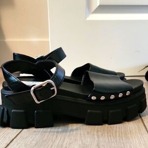 Black Platform Sandals